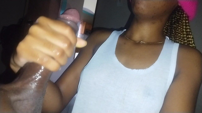 Skyy: Omg! Macecha by mě neměla nechat doma s nevlastním otcem