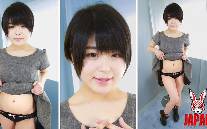 Japan Fetish Fusion: Tsugumi Mutou&amp;#039;s Unique Navel, Clean up Navel Lint with Q-tip!