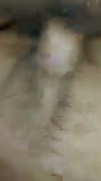 모바일 게임을 하는 동안 따먹히는 배다른 여동생