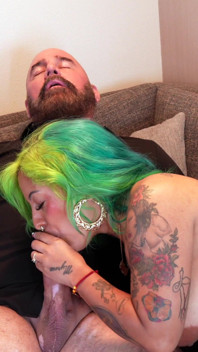 Stepdaughter Just Came to Get Fucked! Spanish Barbie