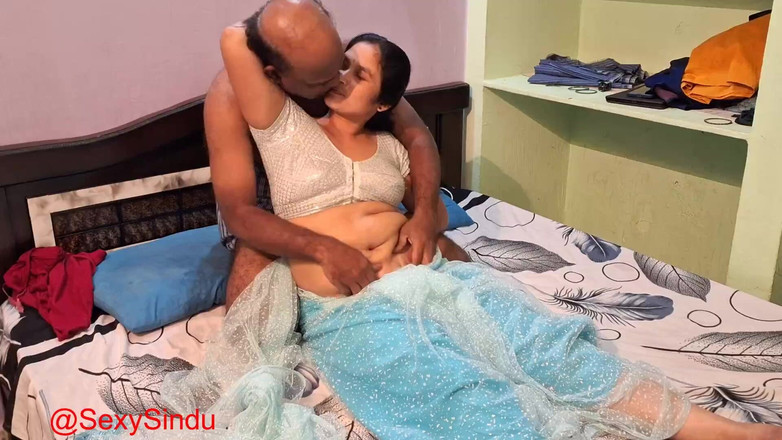 Sexy sindu: インドのバービーが50歳の男性とサリー姿でセックス