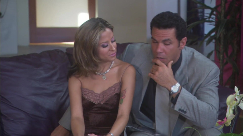 Miami Reality: Brunette MILF cougar gives stud a sloppy blowjob then has...