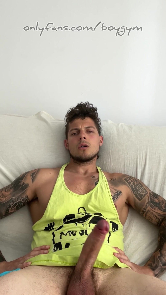 BoyGym: Puoi aspettarti questo grosso cazzo sorpresa