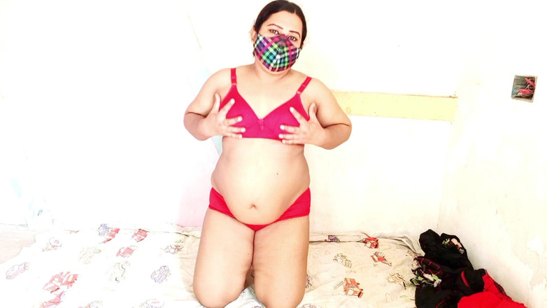 Sanamkhan: Desi sexy sólo žena