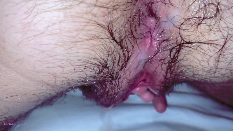 Cobalt FTM: 자지를 빨고 따먹히는 발정난 밀프