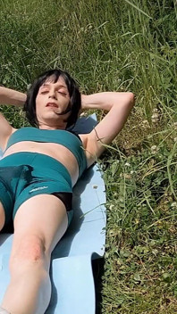 Perverted Wetting! Tranny Has to Pee During Workout and Continues Training Wet!