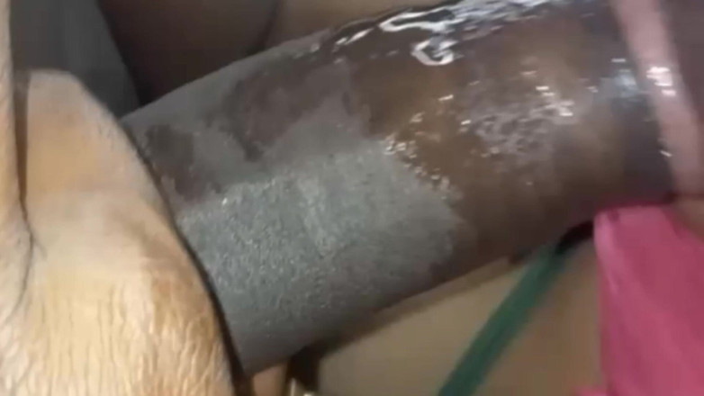 Raja puja: Kåt Desi India flicka som rider hårt.