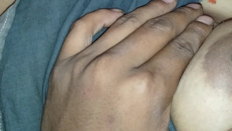 Uttar dinajpur: Debhar пошла ночью в дом горячей Randi Sonali Boudi и трахнул ее