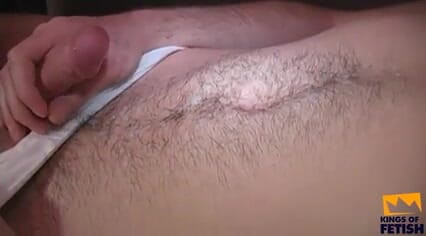 Gay Diaries: Twink mit gepiercten nippeln wird von seinem partner im schwulen...