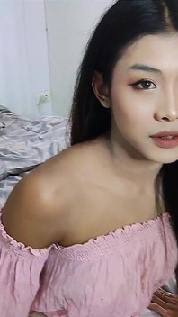 Lin - 19-year-old Thai Ladyboy Tries Her First White Cock