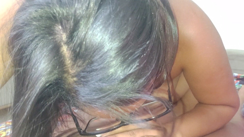 Muci lon: 義理の妹を食べるのが大好きです