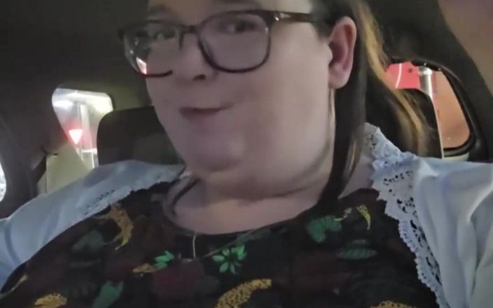 SSBBWLadyBrads: Fast Food karmiony w samochodzie przez mój karmnik