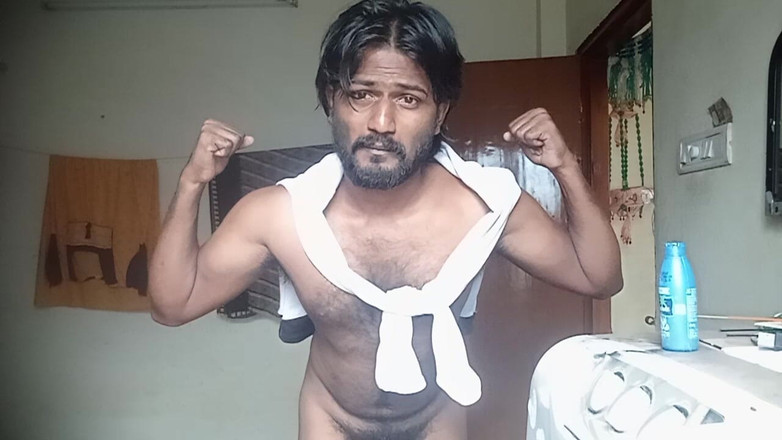 KUMBHA MANOJ KUMAR: Indiana estrela pornô