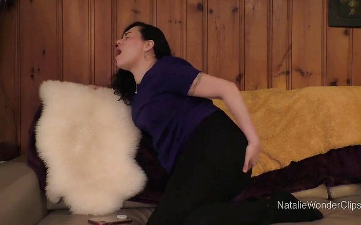 Natalie Wonder: Stepmommy&amp;#039;s asshole is so itchy she surrenders to your cock...