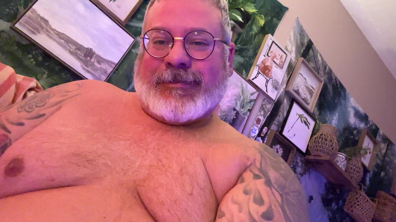 Hand-Free-Daddy-Chub: Üniversite profesörü çevrimiçi okuma sınıfı cinsele dönüşüyor