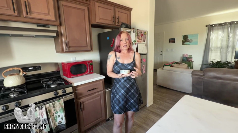 Jane Cane: Всегда доступ к соседке по комнате - бесплатное использование в аренду - Jane Cane, Shiny Cock films