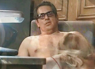 Analiscius: Wybitna sekretarka z fałszywymi cyckami zostaje zerżnięta w dupę w...