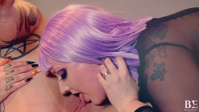 Blush erotica: Sündhaft köstliche lesbischer sex mit spielzeug prinzessin Dandy Meghan Fuxxx...