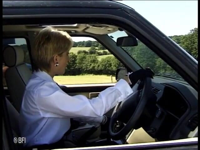 Girls enjoying girls with lesbian daydreamers: เจ้าแม่ขา - การลงโทษ