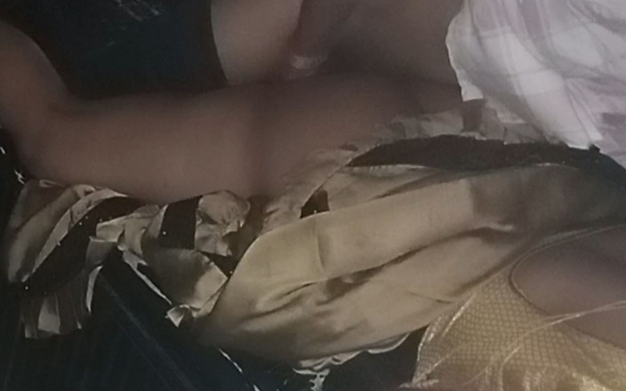 Stepmom baby: 年上のろくでなしおばさんに唾を吐く 2