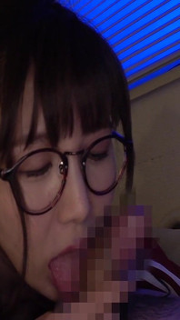 Late Night Blowjob Lessons From an Inexperienced Stepsister