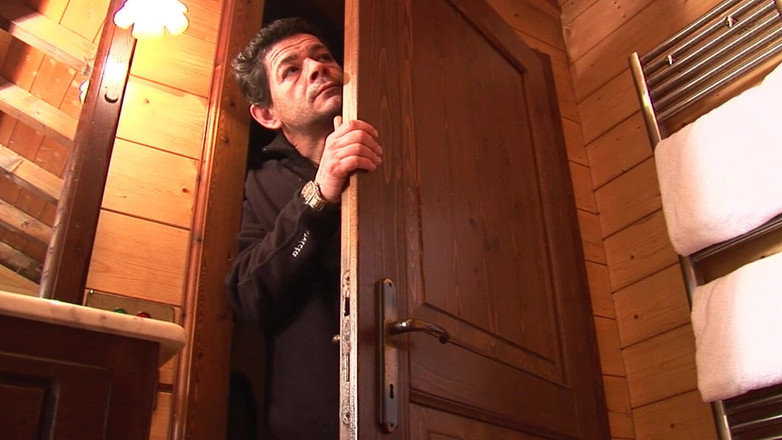 Family X: Il est excité