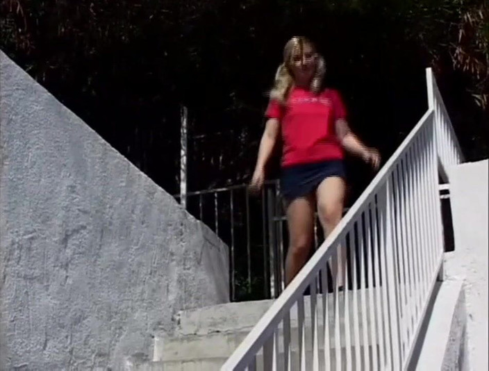 Galaxy Orgy: Чорно-біла анальна вечірка вчотирьох... Сперма в рот