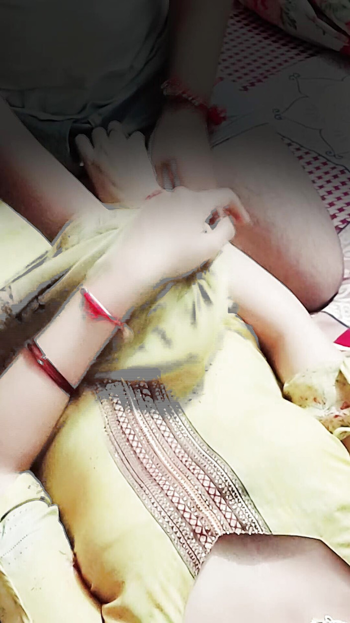 Roobi sharma: Người phụ nữ Ấn độ nóng bỏng bị bắt gặp trong máy ảnh...