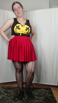 [4k] Patterned Pantyhose and Red Mini Skirt Try on