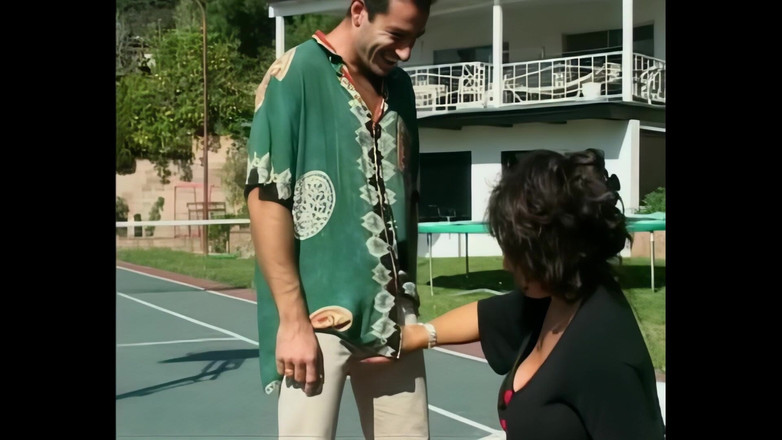 American beauty xxx: Vecchia Sperta Tettona