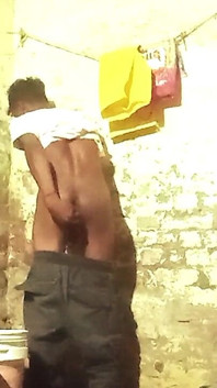 印度男孩在办公室钦图继妹男同性爱