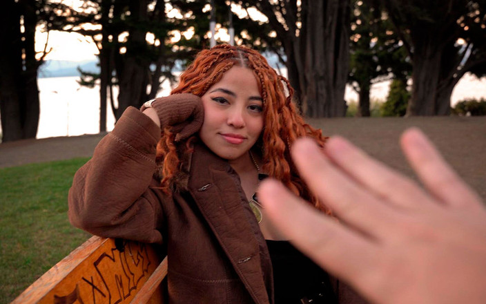 Angel Cruz: 我在巴里洛切的教堂里认识了美丽的哥伦比亚女孩，并把她的功劳献给她做爱。