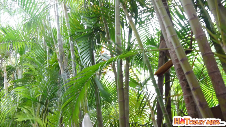 Hot Crazy Mess: Shes a Vandal - S3:e6