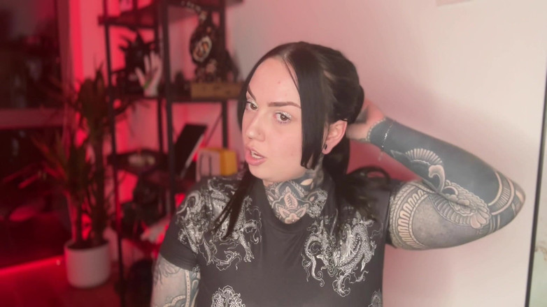 Miss Valentina: Patetická beta mužské joi