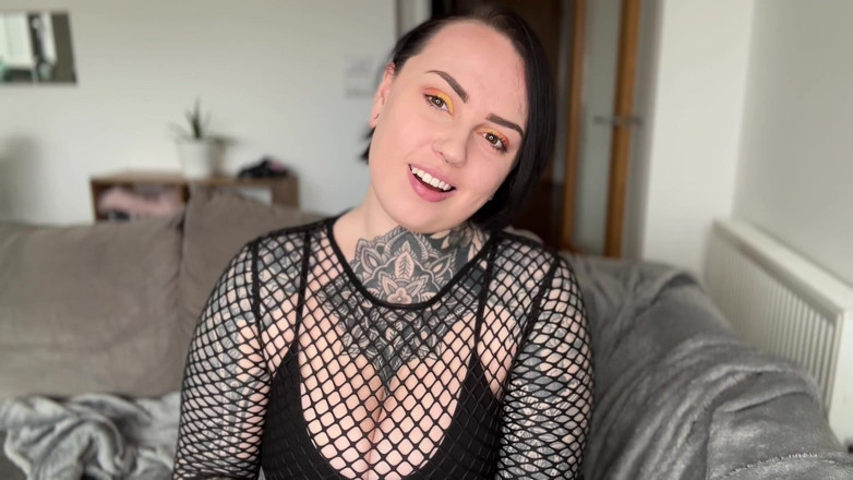 Miss Valentina: Ocena Big Dick