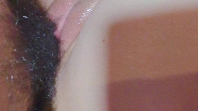 Hena-mi: Stepsister for a While, Waited for Shower