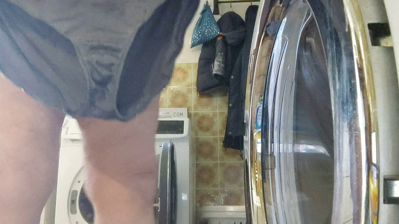 Karlchengeil: Ev işi yapıyorum