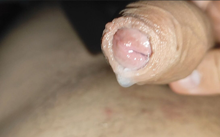 Straight Daddy Club: Ayah yang letih menghidupkan semula zakar untuk sekuel baru.