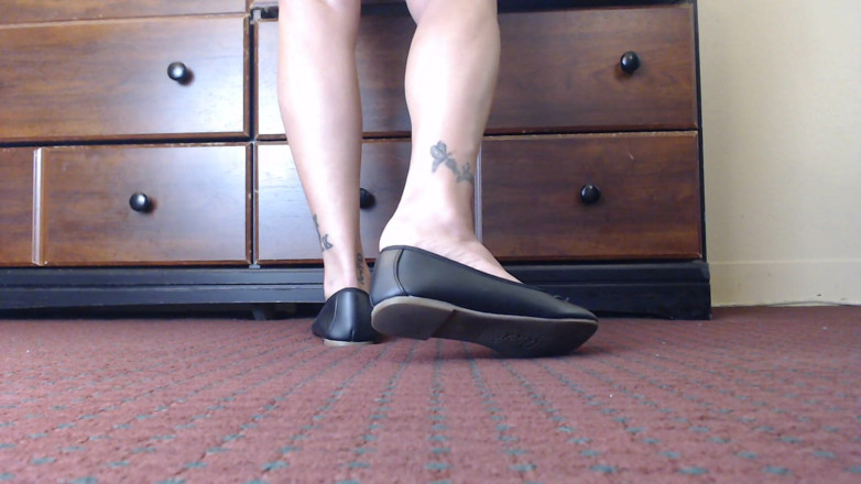 Abby Anna: Dirty feet ballet flats shoe play