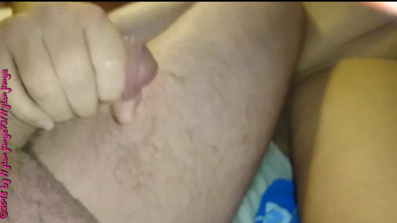 NylonjungeCarmen: Hairy Cunt of the Neighbor Jerk off