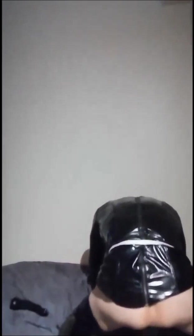 Rita anal rubberdoll: Pěst na tréninku služky.