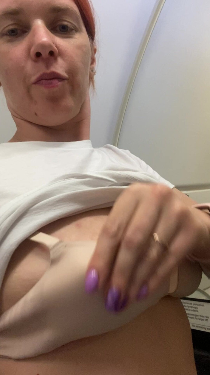 Hairy couple: Risky Stripping and a Bit of My Pee in the...
