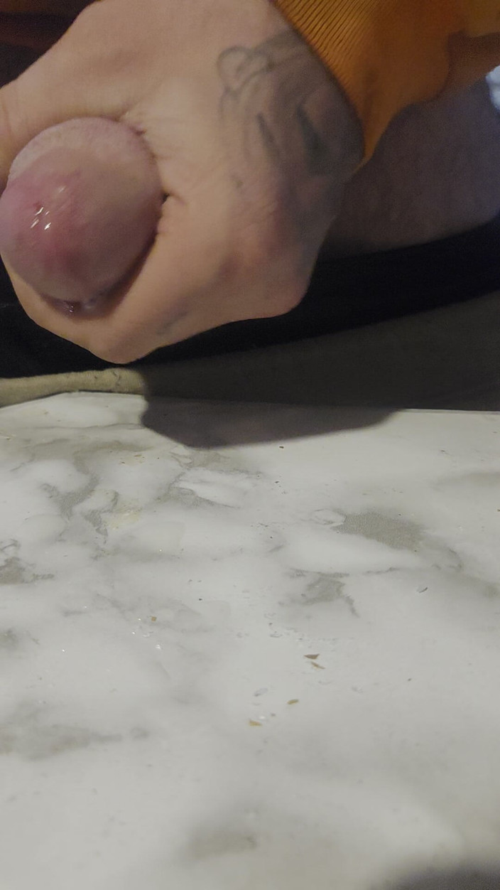 Bigshot: 대리석 테이블 샷