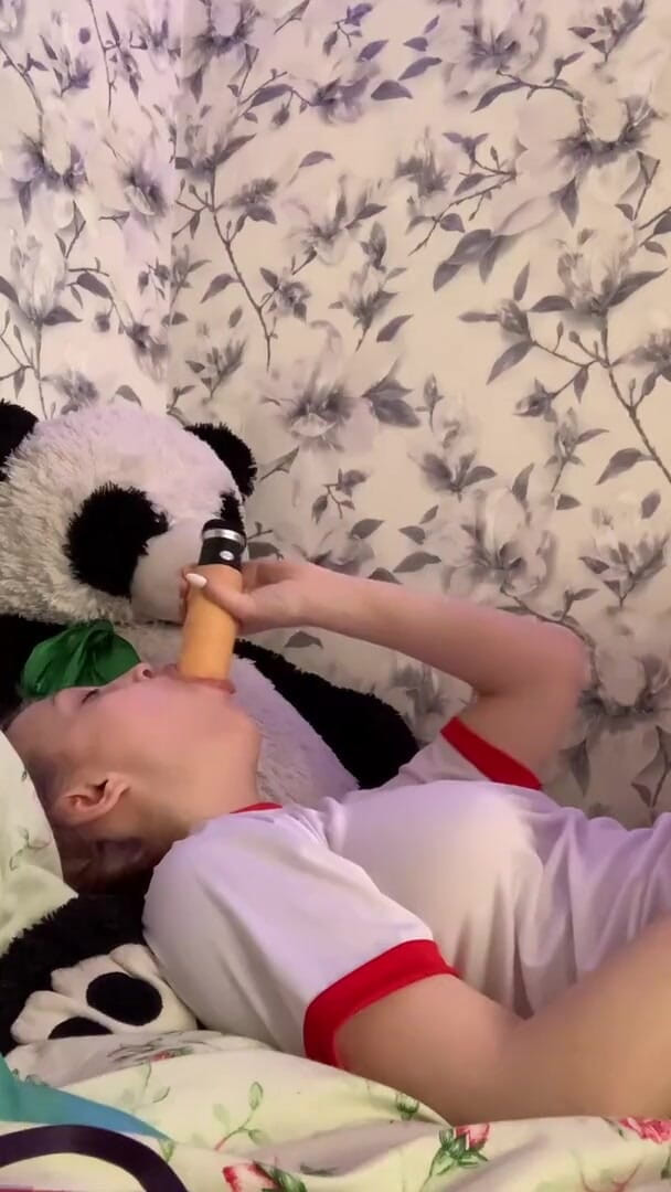 SashaSweet69: Blowjob on dildo and titjob