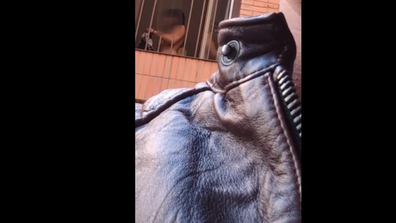 SweetJaneOfficial: Compilation di nudità pubblica - consegna di pizza, spiaggia in topless,...