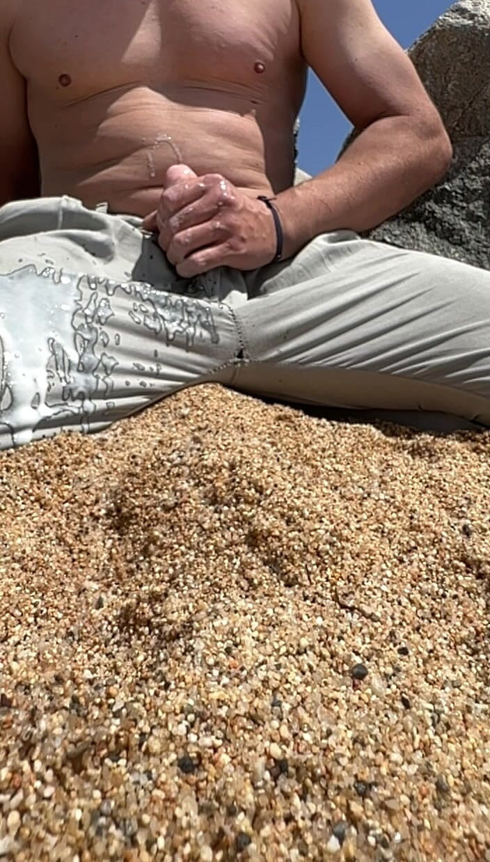 Hyperspermia: Trojitý plážový orgasmus 1. a 2.