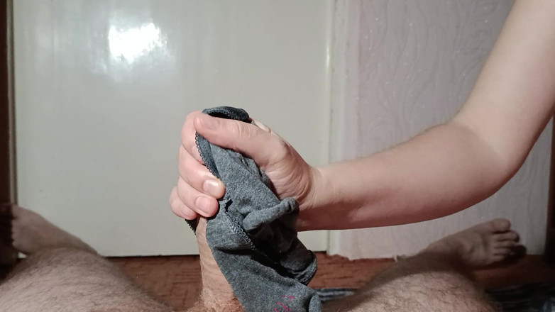 OniSoi: 韓国のミルフのパンティでオナニーする