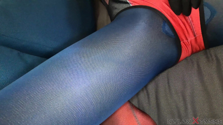Nylon Xtreme: POV Nora Fox fetish masturbation legs