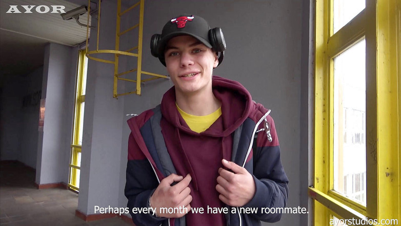 AYOR studios: Dirty buddies : Un principiante nella mia stanza