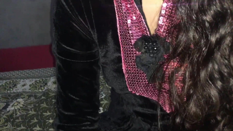 Kingsizedevil: 인도 여친 Ki 쪼이는 핑크색 Chut Phaad di 오늘 밤 힌디어 우르두어 목소리